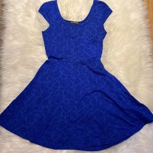 Bebop Women’s short sleeve dress Size small Royal blue with lace detail